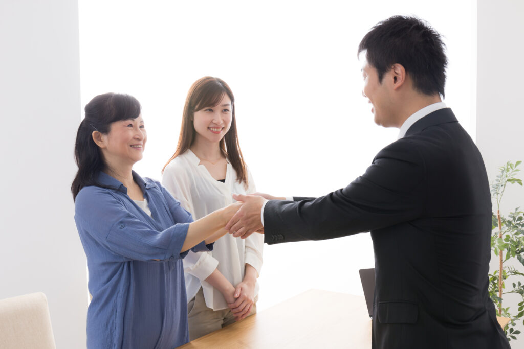 保証人代行サービスとは